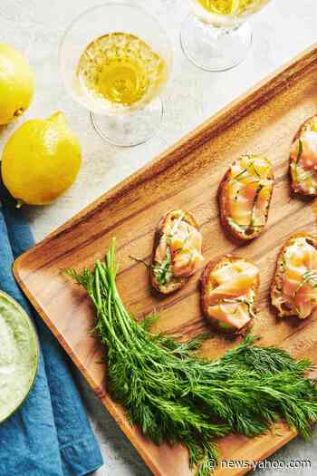 Turn up the heat on Valentine's Day with this lemon shrimp scampi dinner