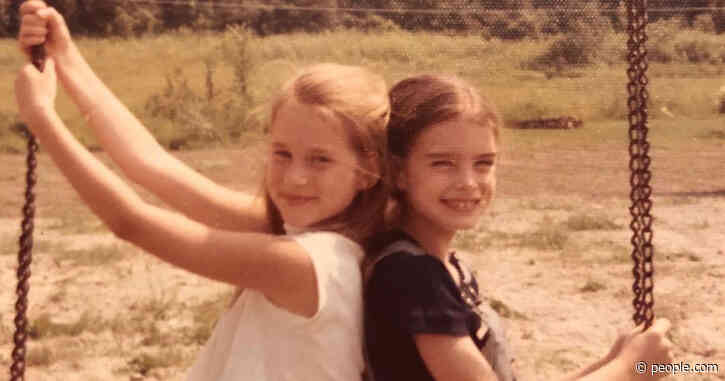 Laura Linney, Brooke Shields and More Celebs Who Have Been Friends Since They Were Kids