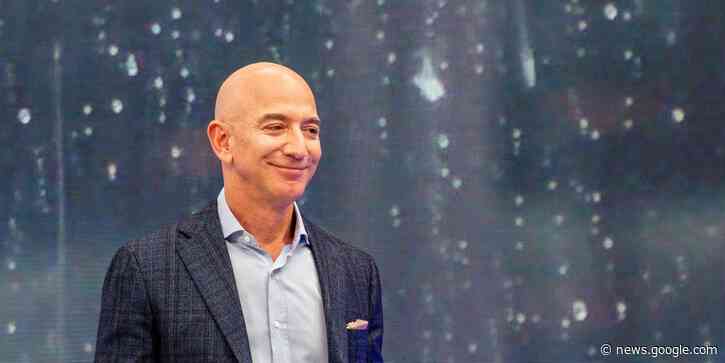 Jeff Bezos Buys David Geffen’s Los Angeles Mansion for a Record $165 Million - The Wall Street Journal
