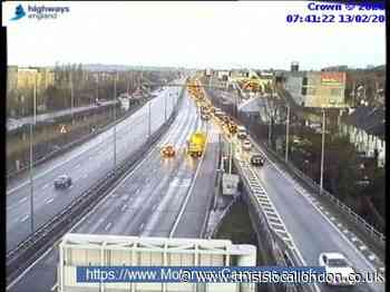 LIVE: M1 shut into London - delays in Watford and Edgware
