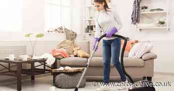 Dyson urge people to avoid Mrs Hinch fans' viral cleaning tip ople NOT to try this hoover cleaning hack