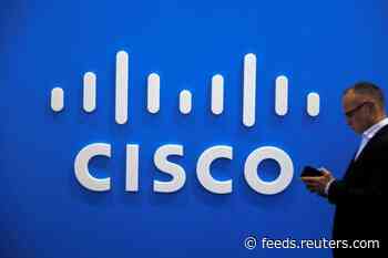 Cisco gives tepid current-quarter forecast; sees weak client spending