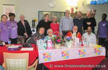 Daphne toasts her 100th birthday at West Drayton care home