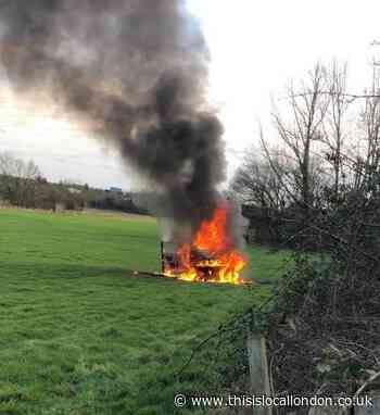 Three youths spotted torching car on fire in Epping field