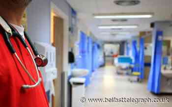 Nurse in self-isolation says process ‘not being dealt with effectively’