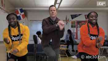 Spanish teacher calls himself the Beyoncé of Bellaire High School