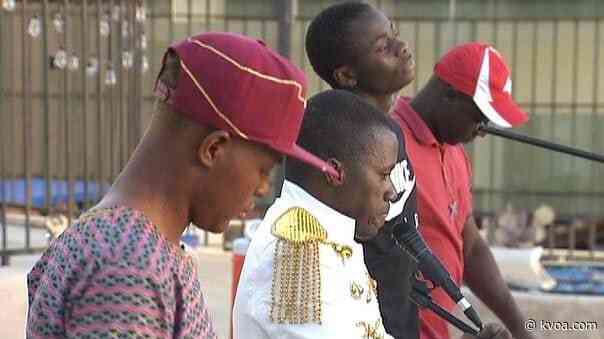 Activists removed from Arizona senate hearing to enshrine ban on sanctuary cities