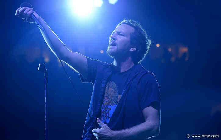 Listen to a preview of Pearl Jam’s new single ‘Superblood Wolfmoon’ by pointing your phone at the moon