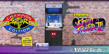 This mini Street Fighter II arcade cabinet is retro gaming goals