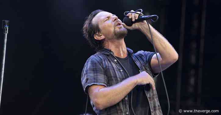 I climbed onto my roof for this Pearl Jam app