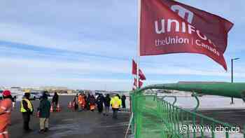Unifor sets up blockade around Saskatoon Co-Op cardlock