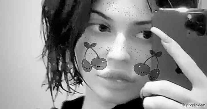 Kylie Jenner Says Hairstylist ‘Cut Off All My Hair’ After She Went for a Trim