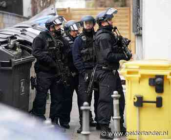 Razzia bij rechtse terreurcel Duitsland: twaalf arrestaties, één verdachte werkt bij politie