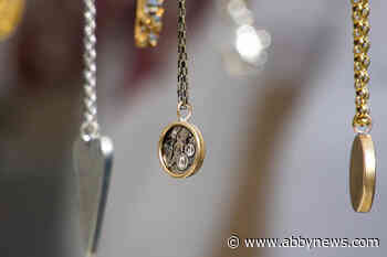 ‘Distraction’ jewelry thieves in Abbotsford are getting violent, police say