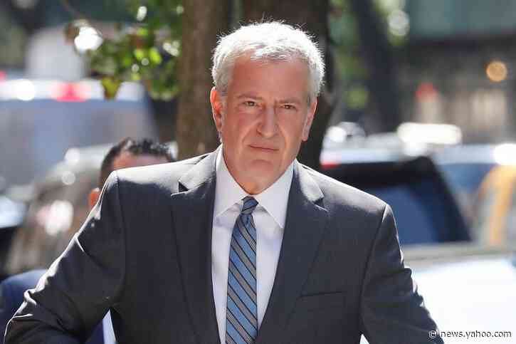 New York Mayor de Blasio endorses Sanders in 2020 Democratic race