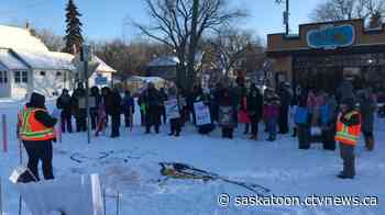 Dozens brave the cold for Saskatoon Women's March - CTV News