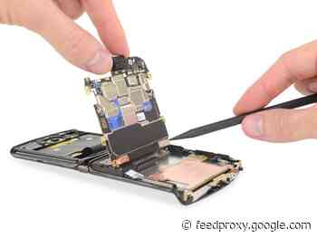 Whats inside the new Motorola Razr folding smartphone (Video)