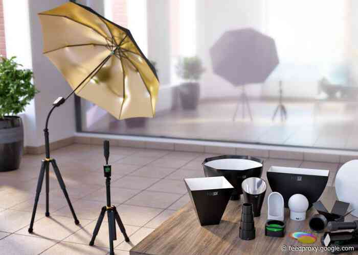 PiXLIGHTl ightweight, portable off-camera speedlight camera flash