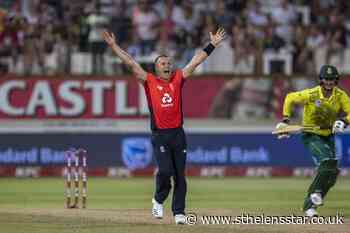 Tom Curran holds his nerve after Quinton De Kock's fireworks - St Helens Star