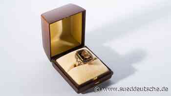Gold zu Geld - Wie viel ist Omas Schmuck wert? - Süddeutsche Zeitung