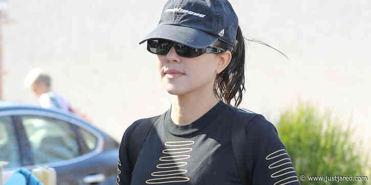 Kourtney Kardashian Rocks an Athleisure Look While Shopping at the Market With Her Son