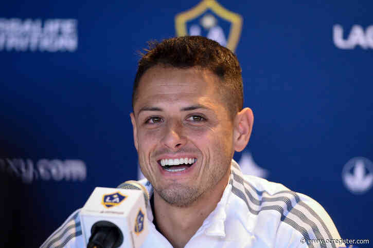 Javier “Chicharito” Hernandez makes his Galaxy debut in preseason loss to Toronto FC