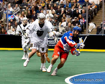 Hellyer scores a 'sock trick' as Toronto rocks Warriors - Toronto Sun