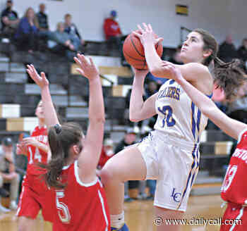 Lehman Catholic girls stunned by Houston in Sidney D-IV sectional action - Piqua Daily Call