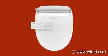 Coway Bidetmega 400 Review: A Glorious Way to Clean Your Derrière