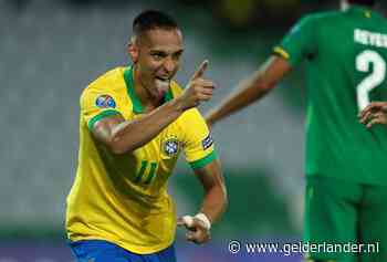 Antony (19) wil bij Ajax nog vaak juichen voor zoontje Lorenzo: ‘Ik ben een man geworden’