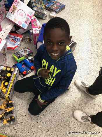 5-year-old found safe after sleeping inside stolen Houston car, police say