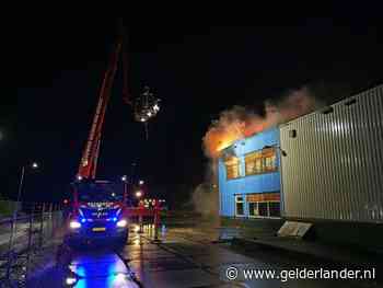 Uitslaande brand in een leegstaande loods BAT-terrein  in Zevenaar