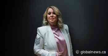 Twitter act of kindness between Alberta and Manitoba women catches attention of Jann Arden