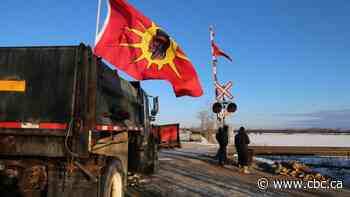 Inside the meeting between Mohawks and Canada's Indigenous services minister