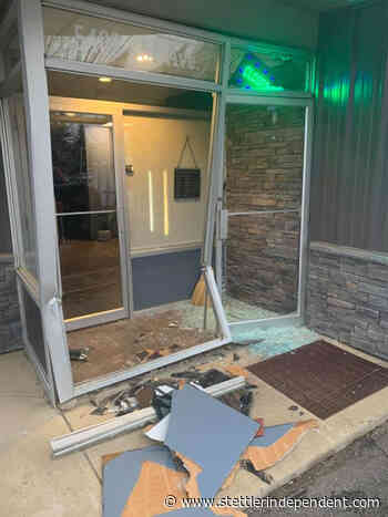 The Growler Guy entrance smashed by vehicle - Stettler Independent
