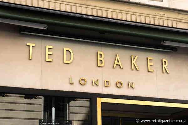 Ted Baker purges 4 executives after “challenging year”