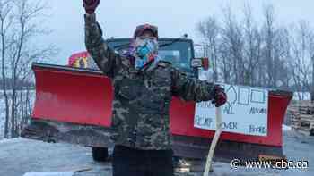 Rail blockades could affect vote to change citizenship oath: Conservative critic