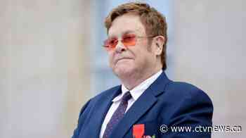 Elton John announces he has pneumonia on tour