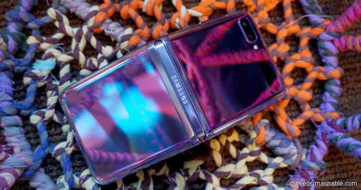 All the best Samsung Galaxy Z Flip pre-order deals