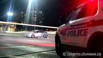 Masked suspect sought after two men shot in parking lot of Thornhill mall