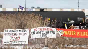 More than 40 ships backlogged in Port of Vancouver due to rail blockades