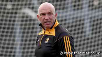 DJ Carey demonstrating his coaching class | Irish Sport - The Times