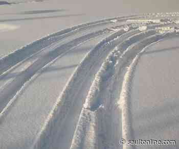 Boy, 14, killed in snowmobile crash in Kearney, Ont., on Sunday