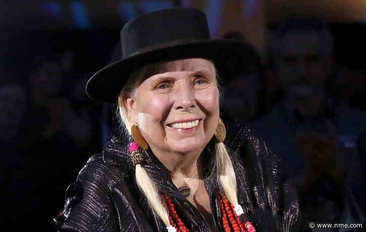 James Taylor hints that Joni Mitchell is “coming back” with new music