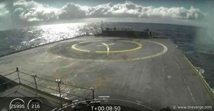 SpaceX loses Falcon 9 booster at sea after successful Starlink launch