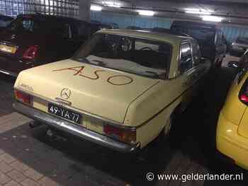‘Lul’ en ‘aso’: oldtimers beklad in Nijmeegse parkeergarage