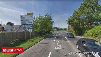 Penarth homes evacuated as bomb disposal team sent
