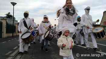 Ils ont défilé tout de blanc vêtus, dans les rues de Jargeau, avant le carnaval ! - La République du Centre