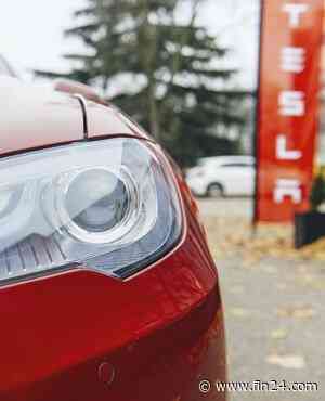 Fin24.com | WATCH | Tesla recalls 15 000 Model X SUVs over power steering failure danger