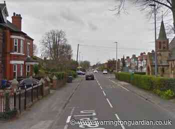 Men attempt to lure teenage girl into car on Padgate Lane